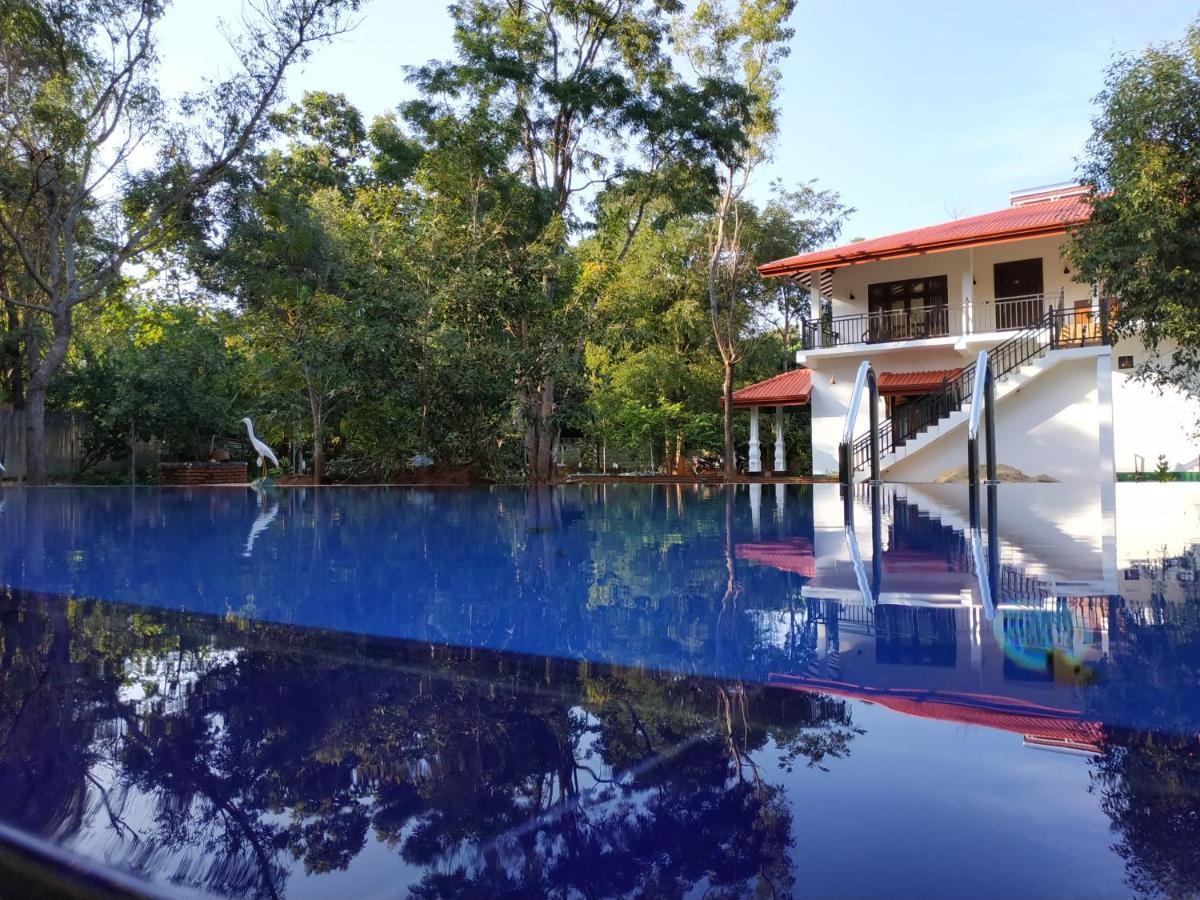 Sigiriya Cashew Palace Resort Daganapothaha Extérieur photo